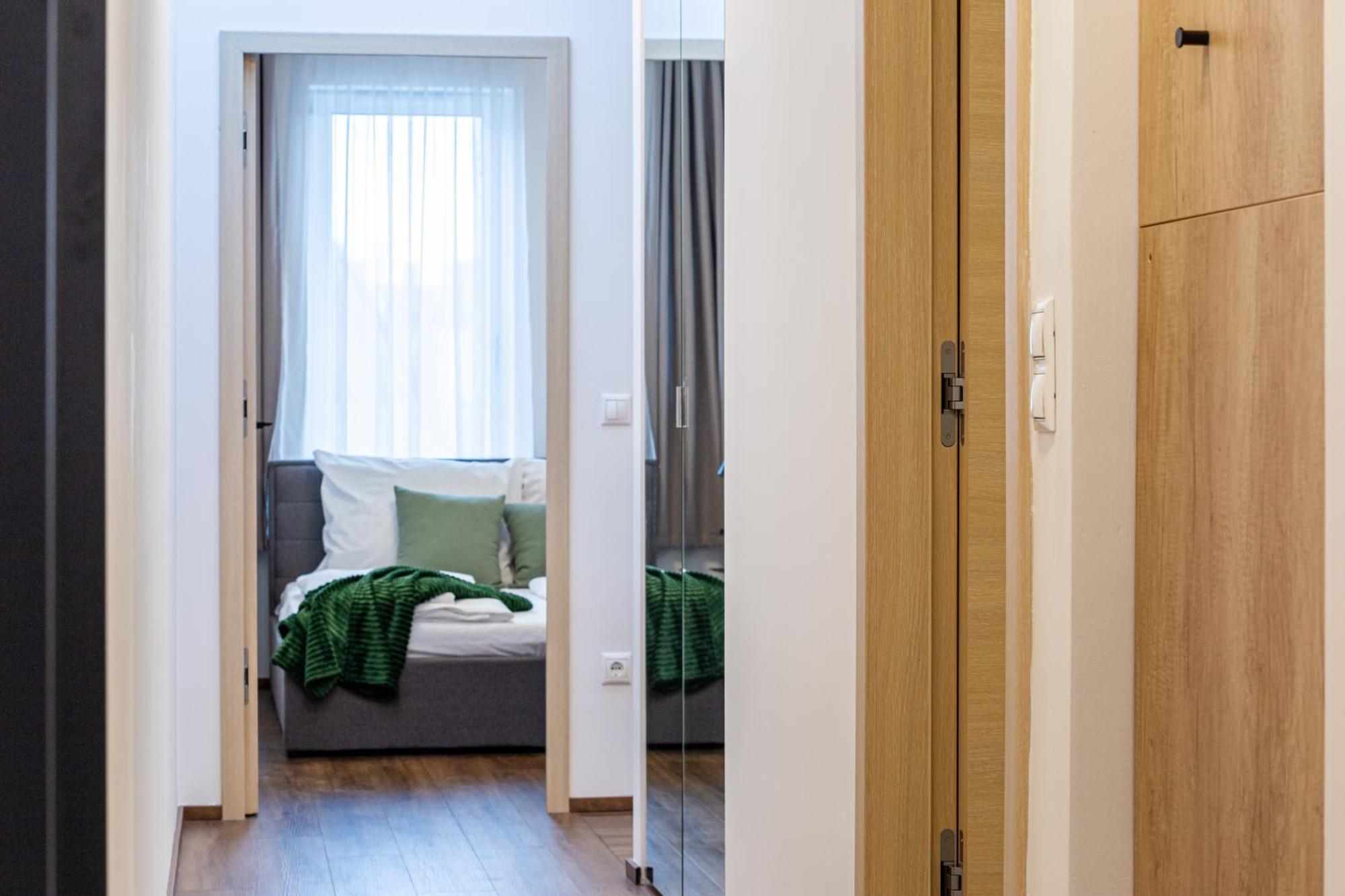 New Penthouse W Double Parking, Panoramic Balcony * Budapešť