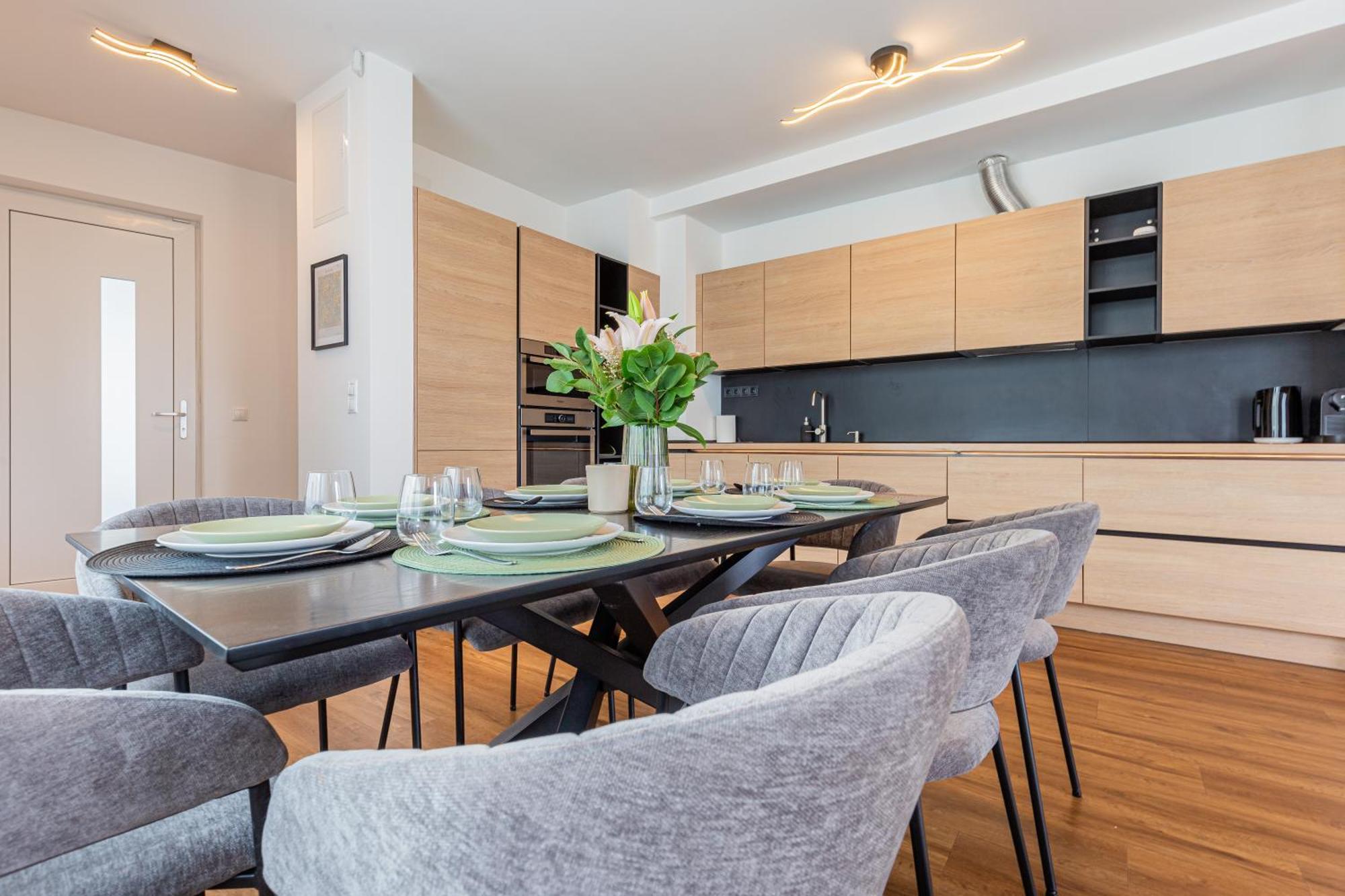 New Penthouse W Double Parking, Panoramic Balcony דירה בודפשט