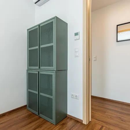 דירות בודפשט New Penthouse W Double Parking, Panoramic Balcony מראה חיצוני תמונה